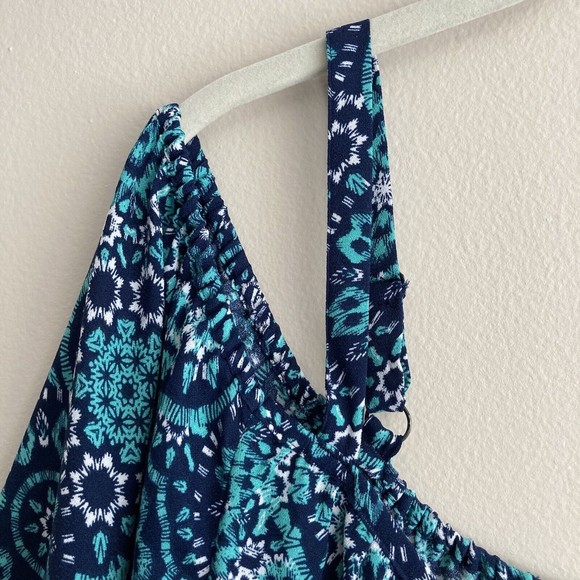 Torrid Womens Blue Turqoise Medalian Print Cold Shoulder Blouse Challis Size 3 - Picture 2 of 10
